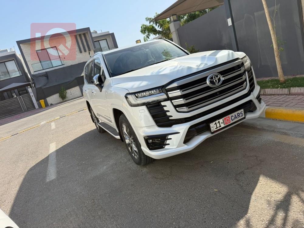 تويوتا لاندكروزر